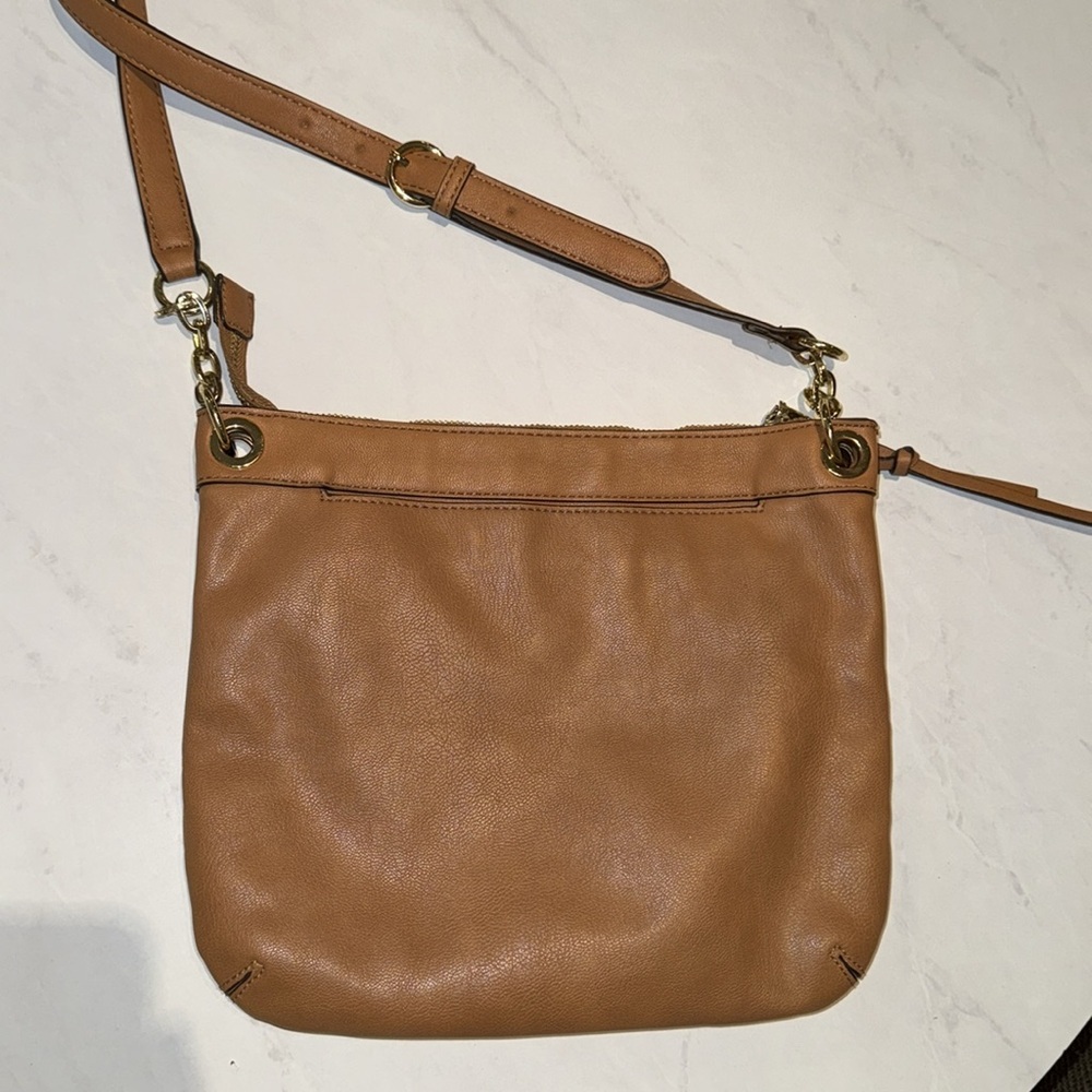 Liz Claiborne camel tan purse gold metal shoulder strap adjustable side pockets - Picture 7 of 12